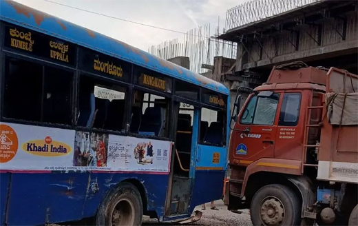 KSRTC-Lorry collision